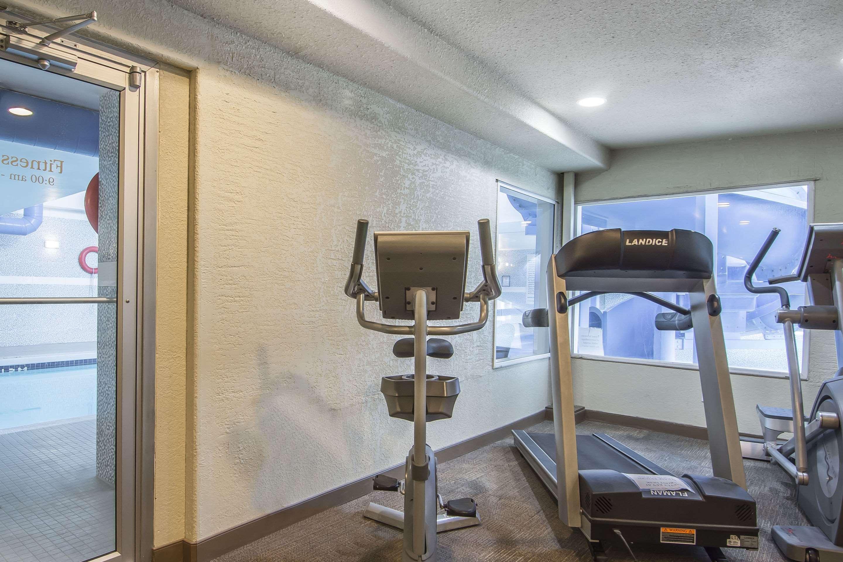 Quality Inn & Suites Yorkton Exterior photo