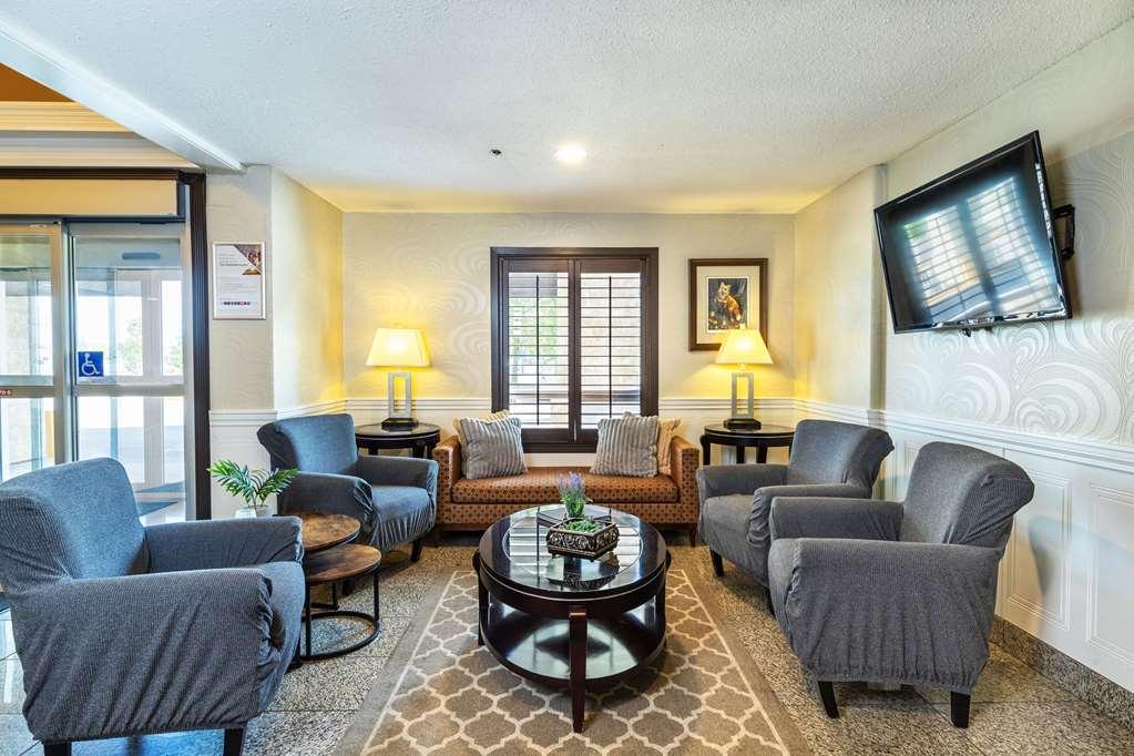 Quality Inn & Suites Yorkton Interior photo